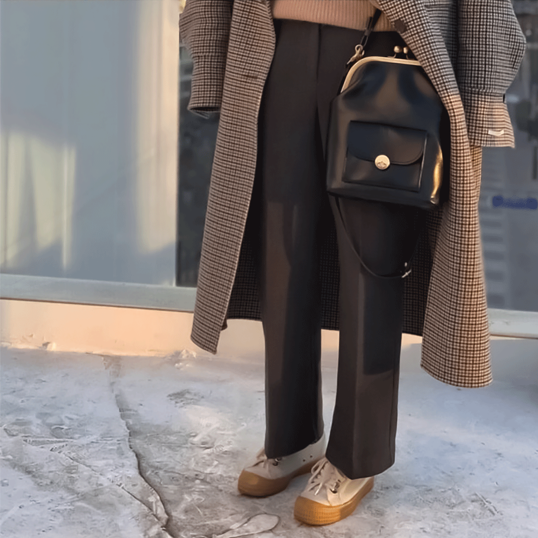 안나 - 키스 잠금 클로저가 있는 시크한 가죽 가방